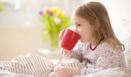 فواید و مضرات مصرف چای سبز برای کودکان
